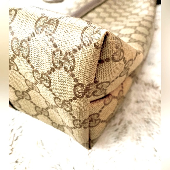 GUCCI GORGEOUS RARE GG LG TOTE BAG MADE IN ITALY EXCELLENT CONDITION ZIPPER TOP - Picture 9 of 10